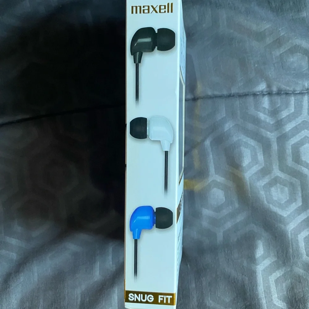 Maxell Trilogy Earbuds 3 Pack - Black, White, Blue